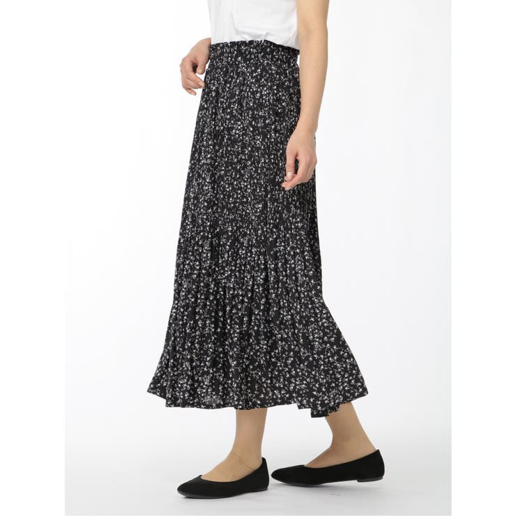デシン消しプリーツ 小花柄ロングスカート 黒 品番 Tkqj Taka Q タカキュー のレディースファッション通販 Shoplist ショップリスト