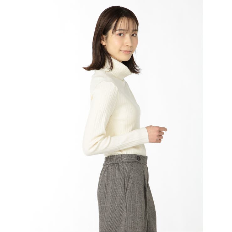 SIWEM シウム タートルネックニットトップス ホワイト 萌え袖 SIWEM シウム タートルネックニットトップス ホワイト 萌え袖