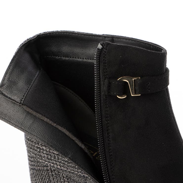 Realta(レアルタ)ビジューチャーム付き厚底フラワーカットショートブーツ | Mafmof | 詳細画像18 