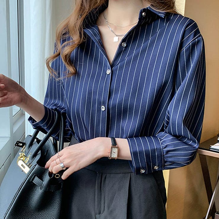 ネイビー | 「上品ストライプデザイン＆ゴールドボタンがオシャレなレディースシャツ」オフィス | maison de LATIR