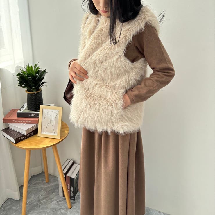 プラスするだけで旬コーデが完成！ファーベスト ベスト 羽織 | maison de LATIR | 詳細画像4 