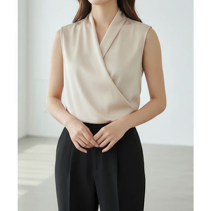 一枚で上品ノースリーブシャーリングの立体感、夏服ブラウス | maison de LATIR | 詳細画像10 