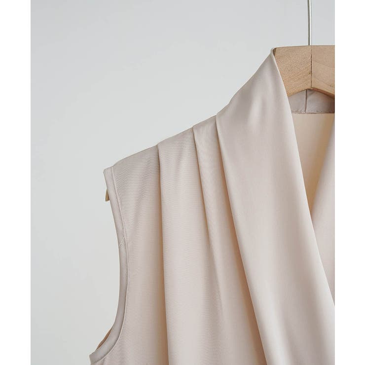 一枚で上品ノースリーブシャーリングの立体感、夏服ブラウス | maison de LATIR | 詳細画像23 