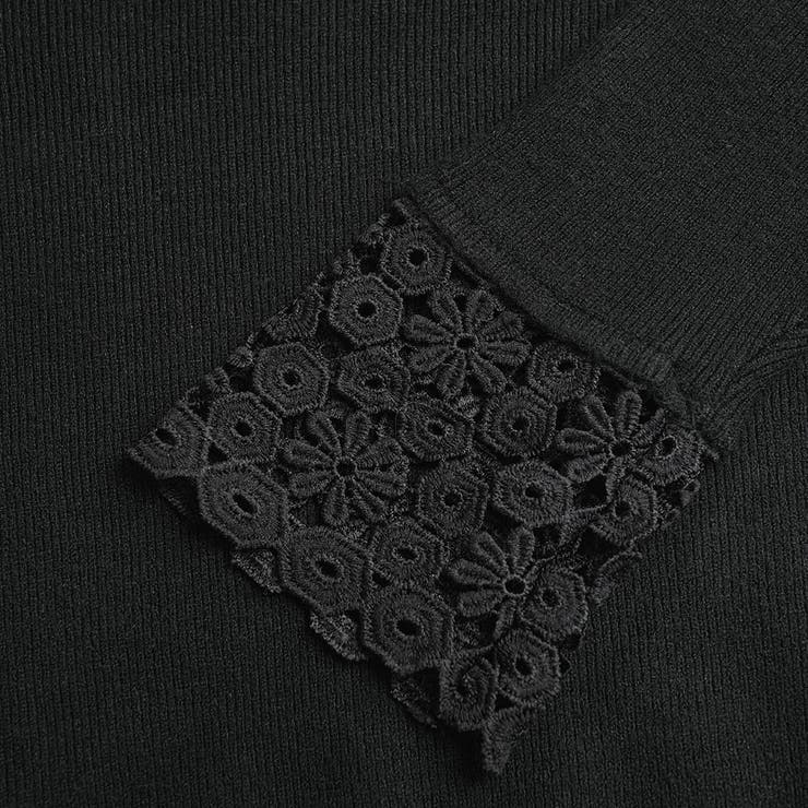 袖口の花柄レースがコーデのアクセントになるVネックニット ニットプルオーバー リ… | maison de LATIR | 詳細画像11 