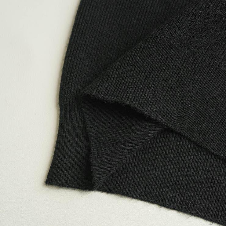 袖口の花柄レースがコーデのアクセントになるVネックニット ニットプルオーバー リ… | maison de LATIR | 詳細画像13 