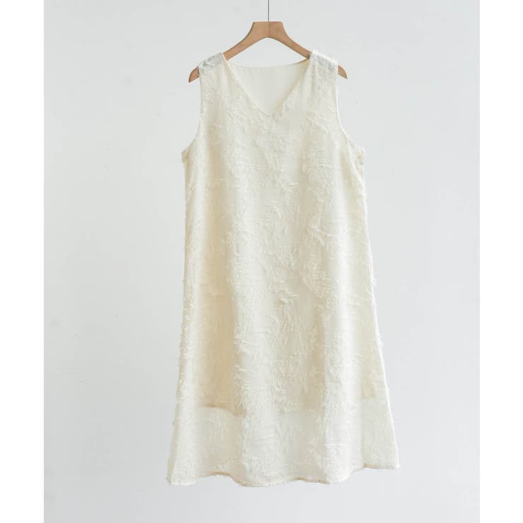 おしゃれな夏服。一枚でこなれる上品シャギーフリンジIラインワンピース | maison de LATIR | 詳細画像11 