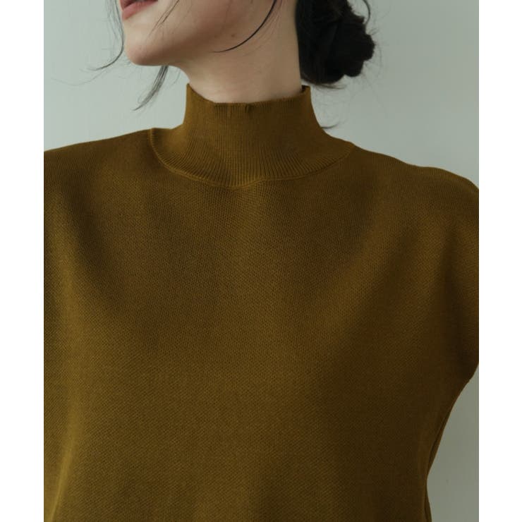 シンプルなデザインが上品なフレンチスリーブハイネックニットトップス モックネック | maison de LATIR | 詳細画像38 