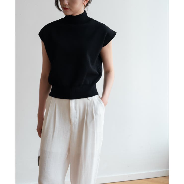 シンプルなデザインが上品なフレンチスリーブハイネックニットトップス モックネック | maison de LATIR | 詳細画像39 