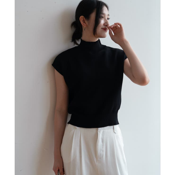 シンプルなデザインが上品なフレンチスリーブハイネックニットトップス モックネック | maison de LATIR | 詳細画像42 