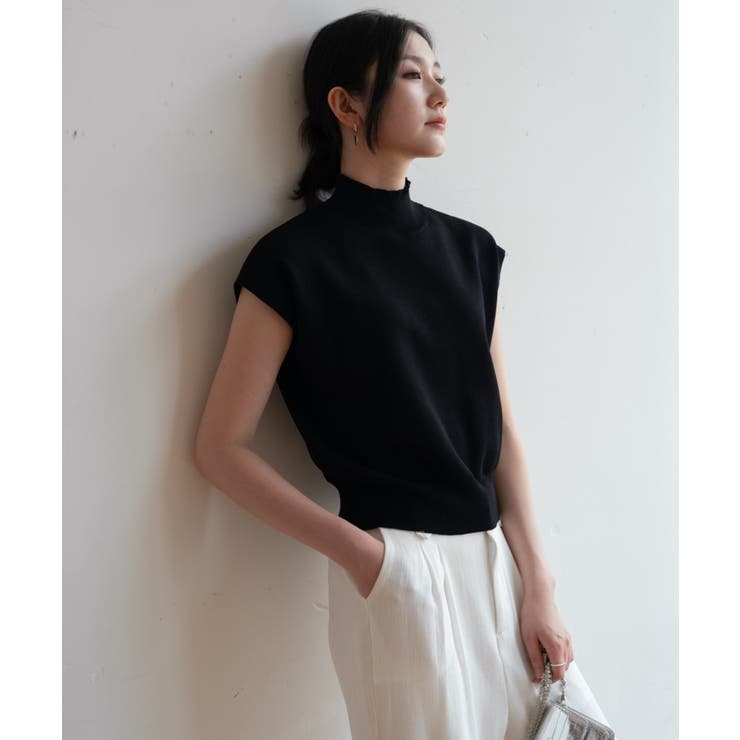 シンプルなデザインが上品なフレンチスリーブハイネックニットトップス モックネック | maison de LATIR | 詳細画像45 