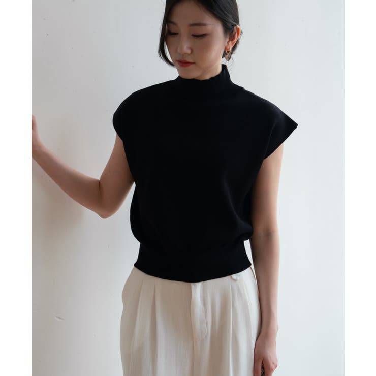 シンプルなデザインが上品なフレンチスリーブハイネックニットトップス モックネック | maison de LATIR | 詳細画像48 