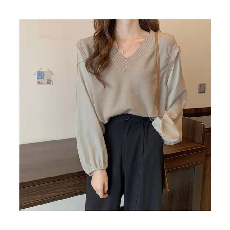 メゾンドアール　MAISON de R コットンvネックセーター　新品タグ付き メゾンドアール MAISON de R コットンvネックセーター 新品タグ