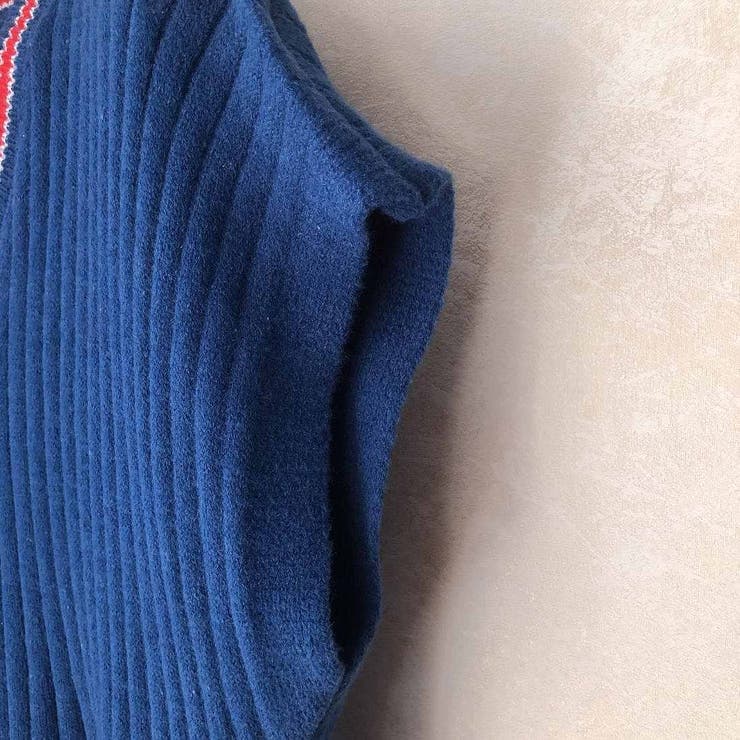 こなれカジュアルコーデに仕上げる配色ラインVネックニットベスト 大人 可愛い | maison de LATIR | 詳細画像5 