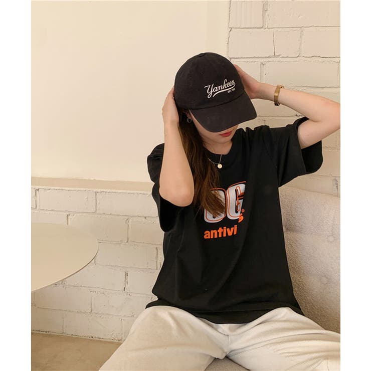 立体英字ロゴがポイントのTシャツフロントプリント英字プリント半袖ゆったりオーバーサイズビッグシルエットカジュアル夏夏かわいいアクティブスポーティー