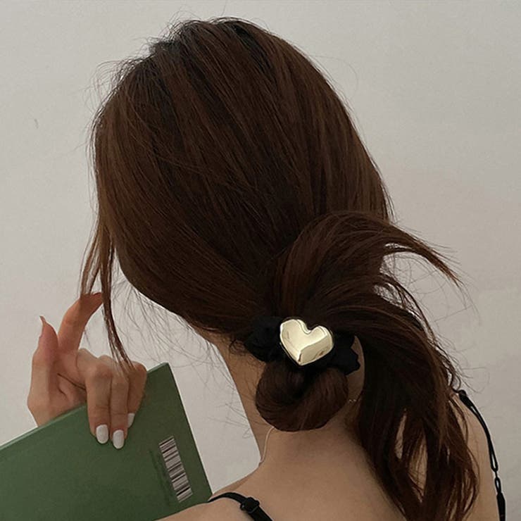 メゾンドシュシュ　ヘアアクセサリー　ブライダル用 ◇ゆうパケット送料無料◇メタルボール付きサテンシュシュ HS