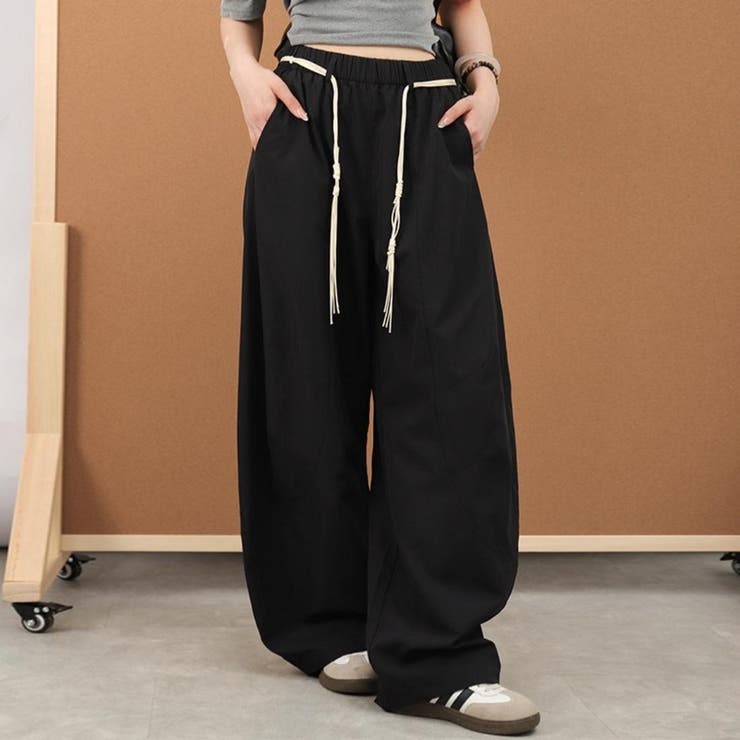 ブラック | 今っぽい着こなしが叶うカーブワイドパンツ レディース ルーズシルエット | maison de LATIR