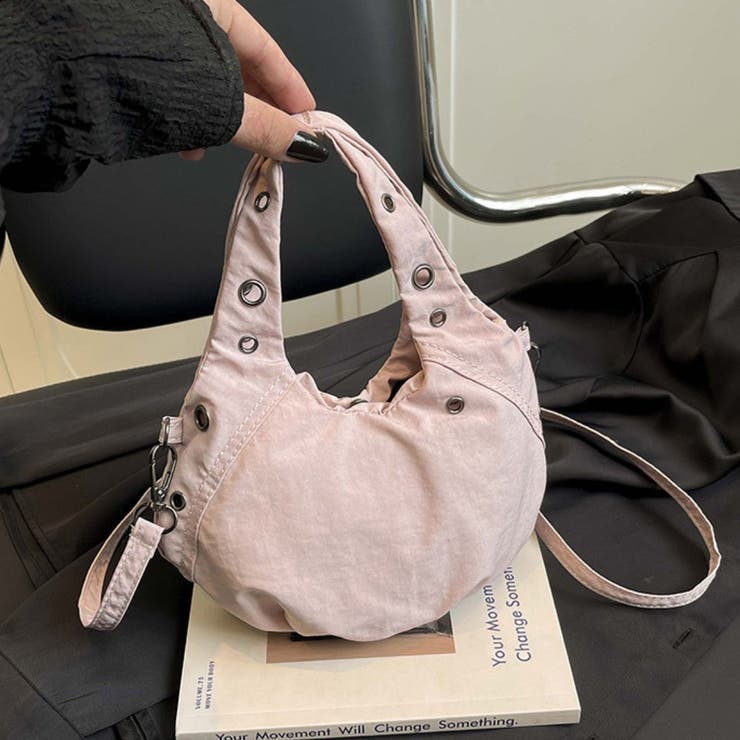 ピンク | ころんとしたフォルムが可愛い、ハトメ付きミニバッグ レディース ミニバッグ | maison de LATIR