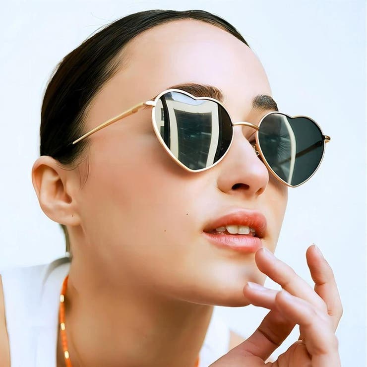 ブラック | かけるだけで視線を独り占めハートデザインサングラス ファッション雑貨 アクセサリー | maison de LATIR