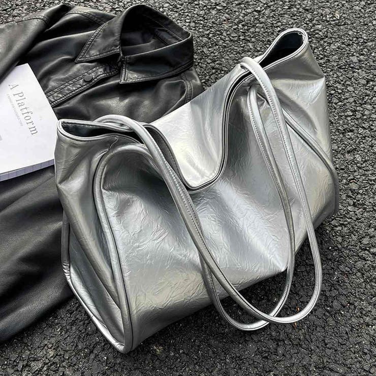 大きめサイズで通勤にもおすすめのレザー調トートバッグ フェイクレザー A4サイズ | maison de LATIR | 詳細画像7 