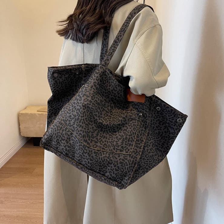 もっちゃ⭐。ボディバック　ヒョウ柄 ri-bag-0365-c_main.jpg
