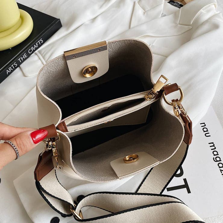 ファスナー付きポケットもあり収納力抜群のショルダーバッグ | maison de LATIR | 詳細画像16 