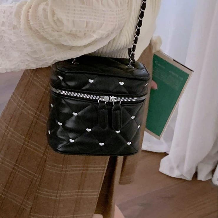 ブラック | 大人かわいいハートモチーフキルティング2wayショルダーバッグ オフィス | maison de LATIR