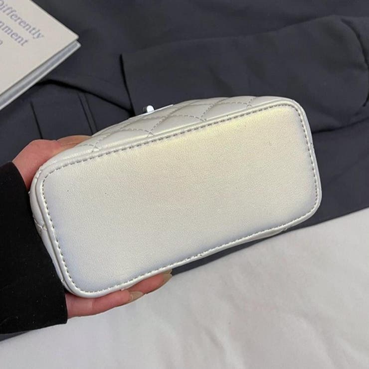 トレンドのチャーム付きキルティングスクエアショルダーバッグ クリスマス レディース | maison de LATIR | 詳細画像13 