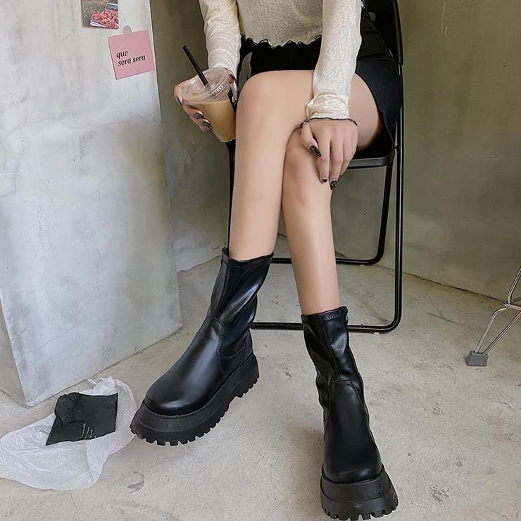 さっと履くだけで旬の足元にショートブーツ 秋冬 エンジニア | maison de LATIR | 詳細画像3 