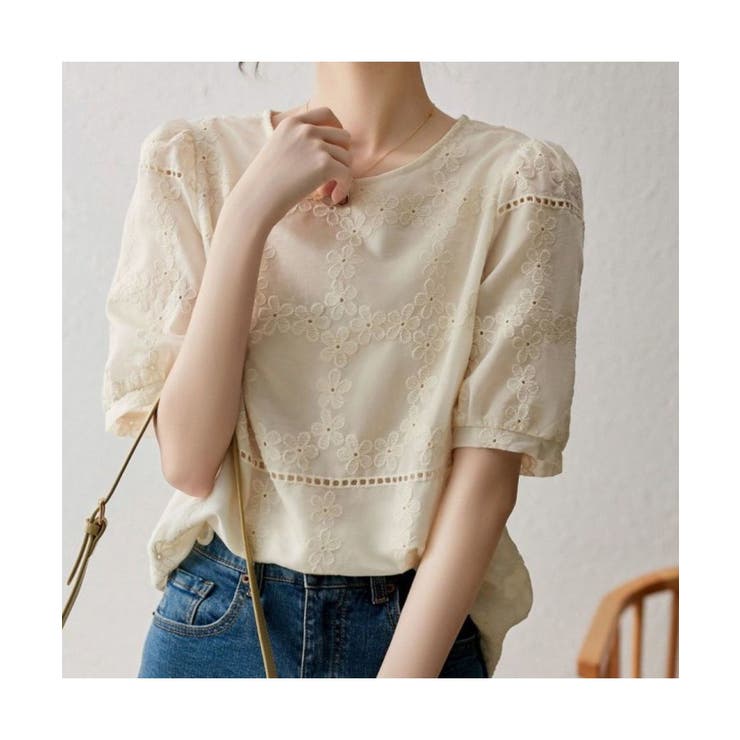 程よい透け感が上品なスカラップ刺繍花柄ブラウス シフォンシャツ 春 | maison de LATIR | 詳細画像2 