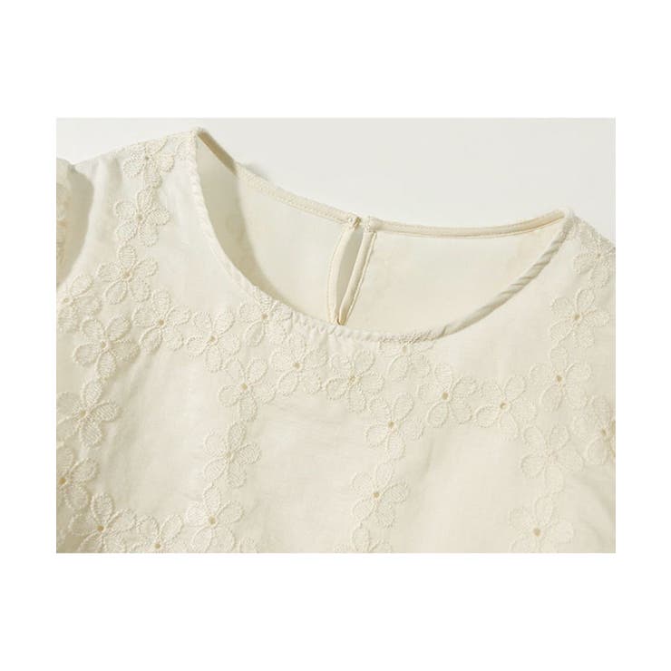 程よい透け感が上品なスカラップ刺繍花柄ブラウス シフォンシャツ 春 | maison de LATIR | 詳細画像6 
