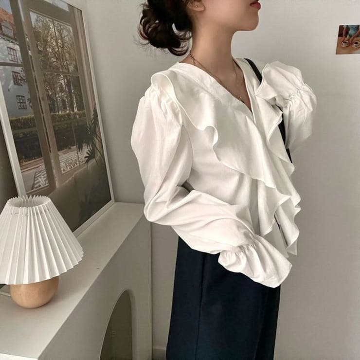 秋を華やかに彩る長袖フリルVネックブラウス トップス フレア | maison de LATIR | 詳細画像6 