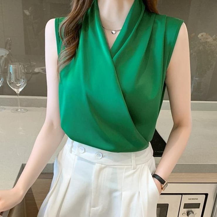 一枚で上品、重ねて今っぽくノースリーブシャーリングブラウス オフィス オフィスカ… | maison de LATIR | 詳細画像13 