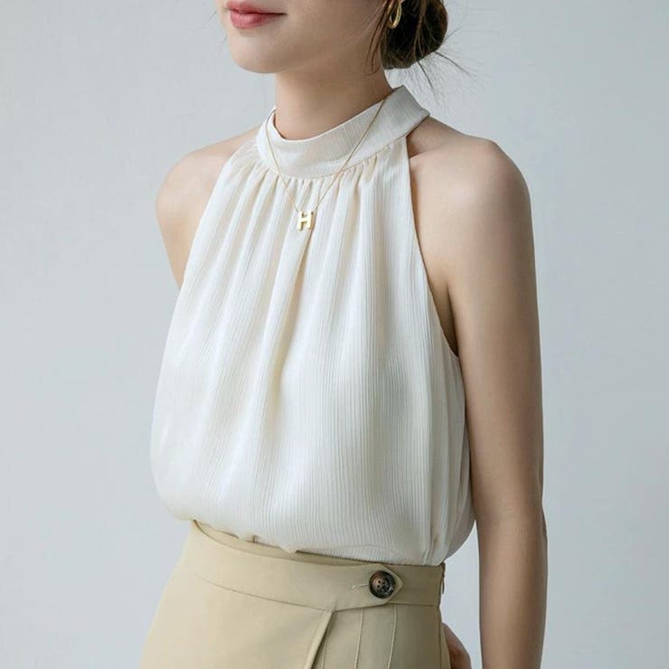 ホワイト | 軽やかに着映える上品なノースリーブモックネックシアーブラウス 春 春服 | maison de LATIR