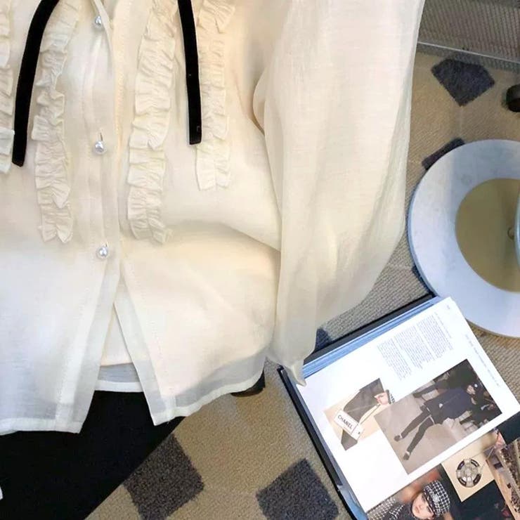 配色リボンとフリルで魅せる、上品フェミニンなシアーブラウス レース バイカラー | maison de LATIR | 詳細画像10 