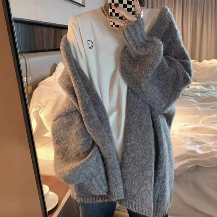 グレー | サッと羽織るだけで今どきスタイルが完成！ドルマンニットカーディガン 羽織 冬 | maison de LATIR