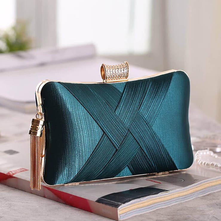 フロントのクロスデザインが上品なビーズタッセル付きクラッチバッグ ミニバッグ 品番 Msdl Forcement フォースメント のレディースファッション通販 Shoplist ショップリスト