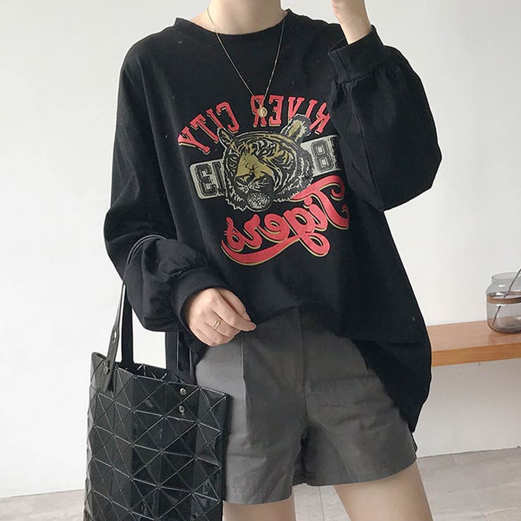 ブラック