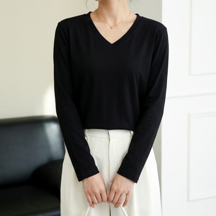 すっきりVネックで着回しやすい、ベーシック長袖Tシャツ レディース 長袖 | maison de LATIR | 詳細画像2 