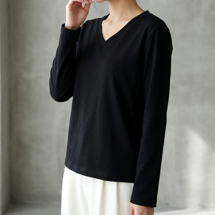 すっきりVネックで着回しやすい、ベーシック長袖Tシャツ レディース 長袖 | maison de LATIR | 詳細画像3 