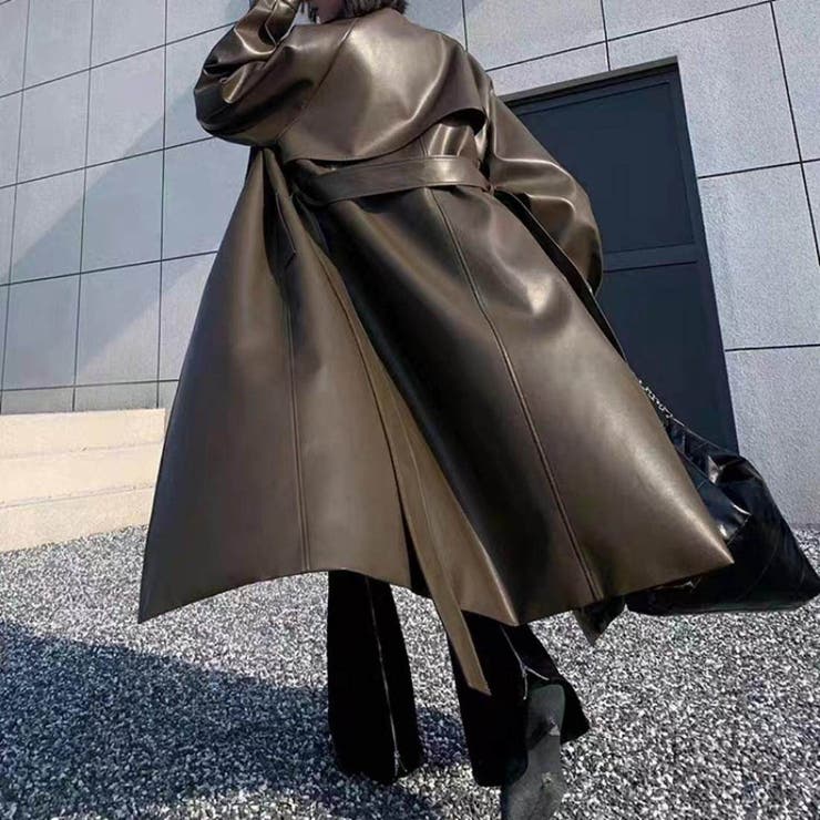 ガウン風の着こなしでこなれ感を出すフェイクレザースタンドカラーコート | maison de LATIR | 詳細画像4 