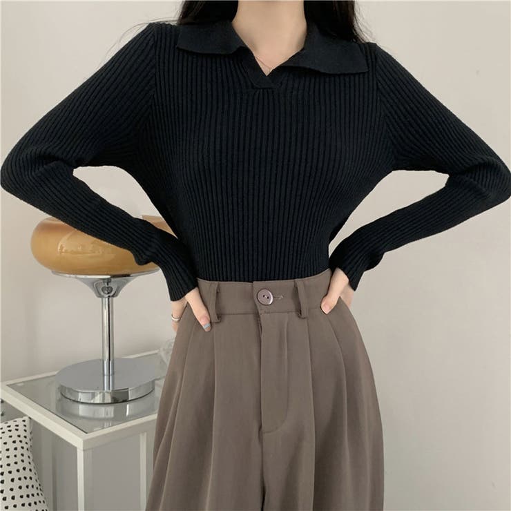 ブラック | 落ち着いたシンプルなデザインに大きめの襟が印象的なリブニットセーター トップス … | maison de LATIR