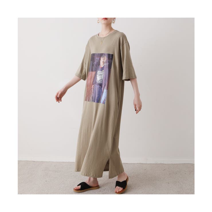 トレンドのグラフィックプリントが目を惹くカットワンピースカジュアルラフかわいい流行り夏半袖Tシャツワンピカットソー韓国