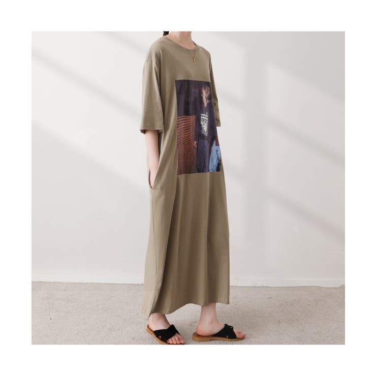 トレンドのグラフィックプリントが目を惹くカットワンピースカジュアルラフかわいい流行り夏半袖Tシャツワンピカットソー韓国