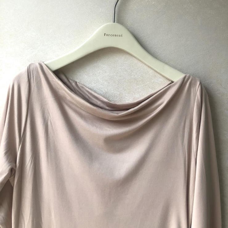 上品シルエット程よくボディラインに沿うオフショルフレアワンピース ロング丈 長袖 | maison de LATIR | 詳細画像11 