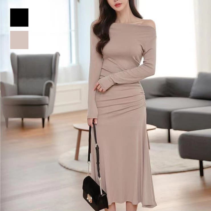 上品シルエット程よくボディラインに沿うオフショルフレアワンピース ロング丈 長袖 | maison de LATIR | 詳細画像1 