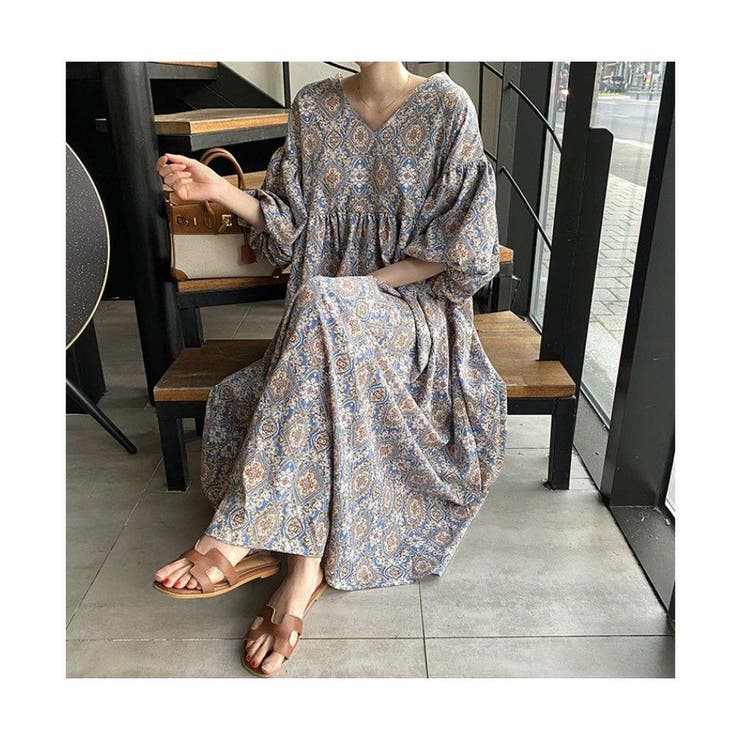 1枚で華やかな総柄マキシワンピース 五分袖 ゆったり | maison de LATIR | 詳細画像3 