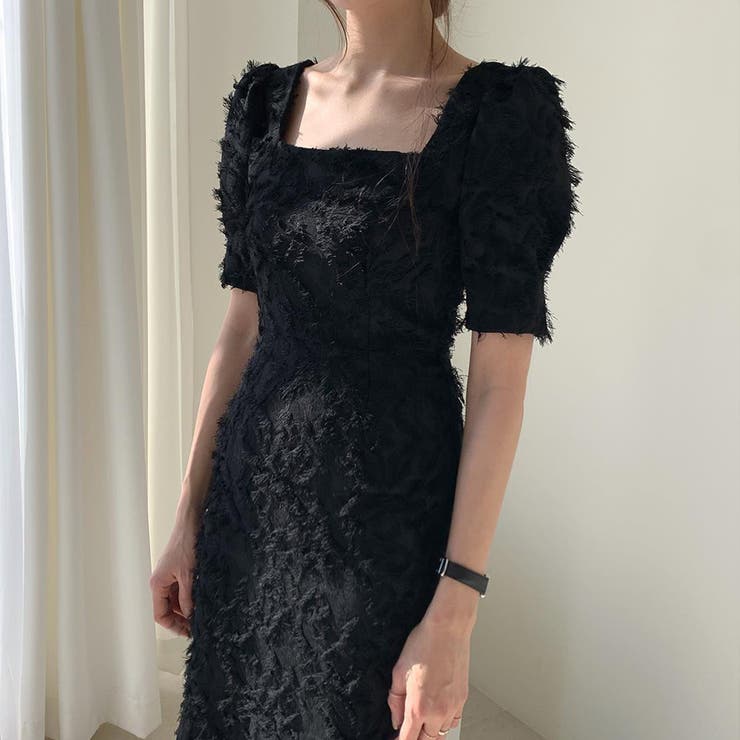 特別なシーンにぴったりなワンピース ミモレ丈 スクエアネック | maison de LATIR | 詳細画像14 