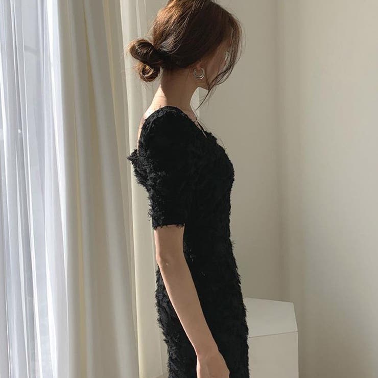 特別なシーンにぴったりなワンピース ミモレ丈 スクエアネック | maison de LATIR | 詳細画像15 