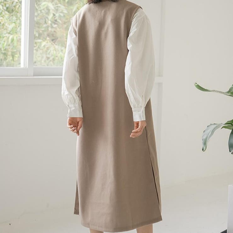 シンプルデザインで幅広いアイテムとのレイヤードを楽しめるキーネックベストロング丈… | maison de LATIR | 詳細画像4 