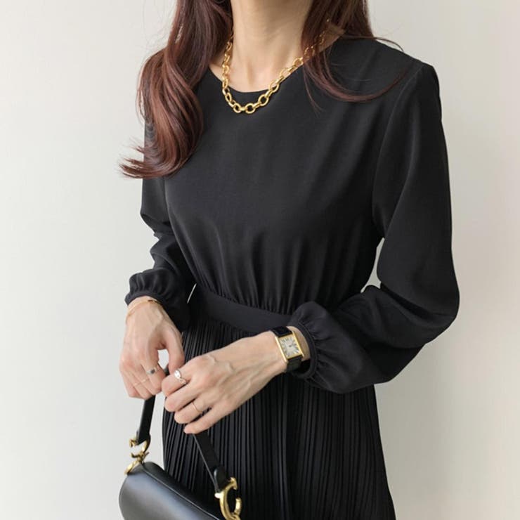 大人女性の品を引き立てるプリーツワンピース セレモニードレス 大人女性の品を引き立てるプリーツワンピース セレモニードレス
